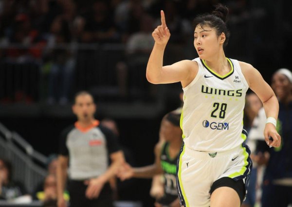 本财配资 噩耗！李月汝韧带扭伤赛季报销+需休战6周 此前刚签约土耳其联赛